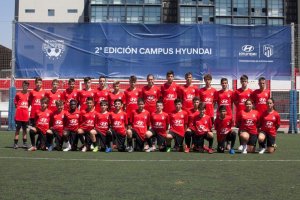 Los 30 participantes del Hyundai Camp.