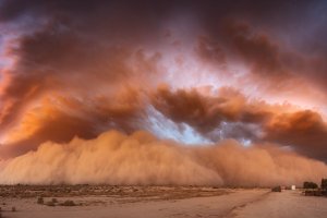 Imagen de una tormenta de arena en el Desierto de Tabernas.