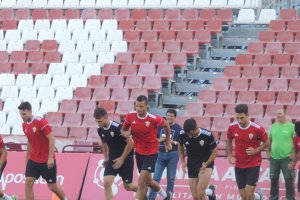 Entrenamiento de recuperación en el Estadio de los Juegos Mediterráneos.
