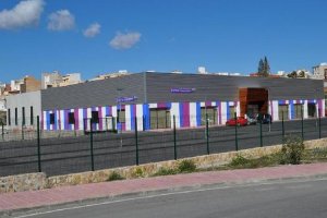 Instalaciones del Centro Deportivo de Agua y Salud en el núcleo urbano de Albox.