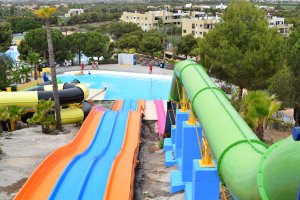 Toboganes de Aquavera.