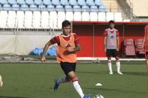 Simón Moreno se adapta a la nueva idea de Pedro Emanuel.