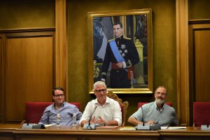 Ismael Torres, en el centro, nombrado nuevo presidente del Consorcio del Sector II.