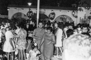 La Caseta de los Díaz  en el año 1973, cuando se montaba en el corazón del Parque Nuevo.