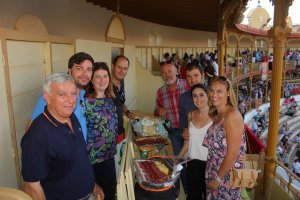 La merienda taurina en la Plaza de Toros, tradición netamente de Almería.