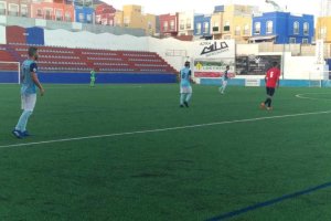 Una jugada del partido.