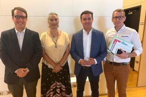 La reunión entre la Diputación Provincial de Almería y la Asociación Española contra la Despoblación ha sido en el Congreso de los Diputados.