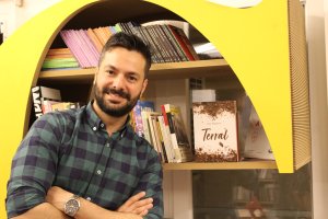 José Piqueras durante la presentación de su libro en Sevilla, ciudad donde reside.