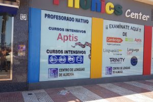 El Centro de Lenguas informa sobre la fecha de todos los exámenes.