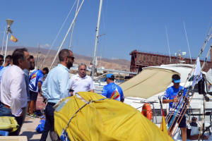 El Alcalde de Almería con el concejal Juanjo Segura.