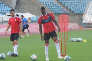 Sekou en un entrenamiento en el Estadio de los Juegos Mediterráneos.
