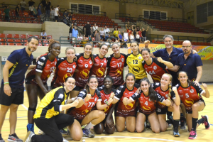 Las jugadoras tras la victoria.