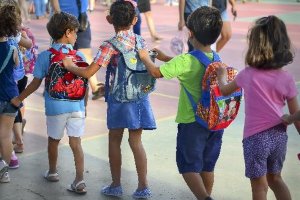 Niños en su regreso a las aulas.