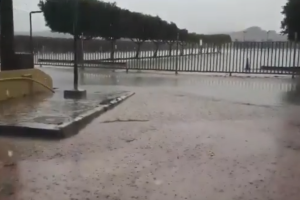 Captura de pantalla de un vídeo de la tormenta en Carboneras.