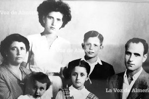 Francisco Nieto  y Leonor Ropero eran adolescentes cuando con sus familias se fueron a Melilla desde el Cabo de Gata.