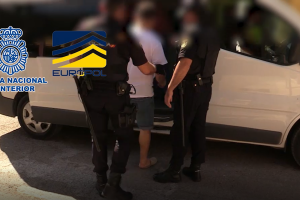 Detención de uno de los miembros de la banda.