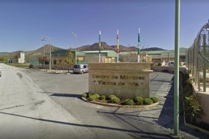 Entrada al Centro de Menores ‘Tierras de Oria’.