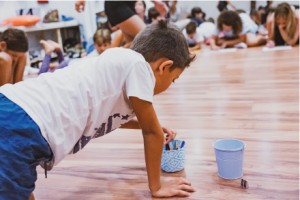 Ca Liles , espacio multidisciplinar de gestión emocional en el Paseo Marítimo de Almería.