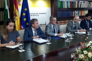 Reunión en la Subdelegación de Sevilla.