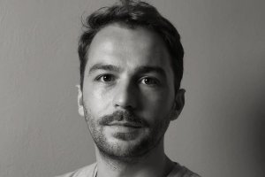 Rafael Laureano, cartelista de la Semana Santa de Almería de 2020.