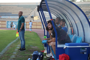 Cabello en el banquillo celeste.