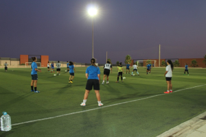 Las jugadoras del equipo celeste ya están preparadas.
