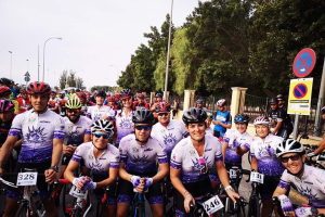 Participantes en la pasada edición de una carrera que cierra curso.