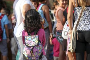 Imagen de archivo de alumnos de un centro escolar.