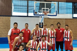 Los almerienses posan tras la victoria.