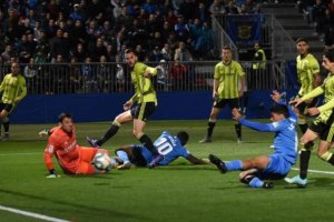 El Zaragoza cosecha su segunda derrota en Fuenlabrada.