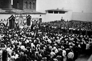 imagen de la cárcel del Ingenio, donde estuvieron encarcelados muchos represaliados, durante el acto del día de la Merced de 1940.