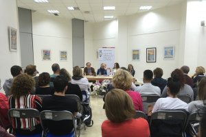 El encuentro reunió a muchas personas que se interesaron por la vida de Carmen