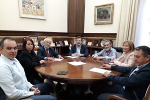 Reunión entre el subdelegado del gobierno y representantes de UGT.