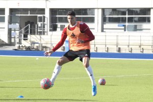 Darwin Núñez podría ser titular el domingo.