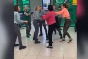 Se vi vivieron momentos muy tensos en el supermercado.