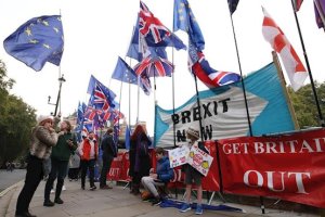 Nueva prórroga para evitar una ruptura caótica este octubre.