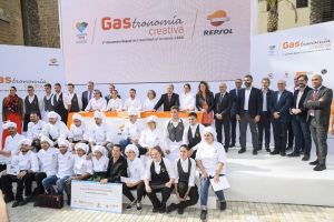 Participantes, organización y colaboradores en el encuentro