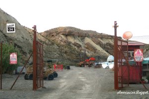Decorados en la Rambla Moreno, en una foto cedida por Almeriacine.