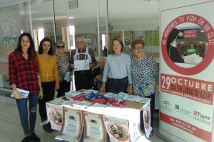 Miembros de la asociación en el Día Mundial Sin Juegos de Azar.