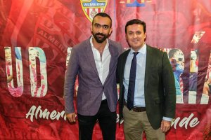 Mohamed El Assy con Javier A. García en la Gala de la Fundación del Almería.