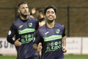 El CD El Ejido muestra su capacidad de reacción y gana con autoridad en Antequera.