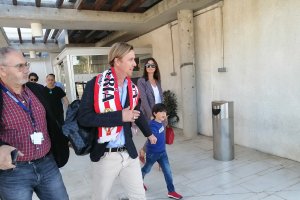 Guti en el aerpouerto de Almería.