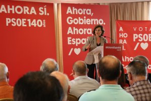 Carmen Calvo, durante el acto de ayer en Almería.