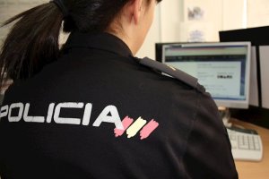 La Policía Nacional persigue los timos a través del correo electrónico.