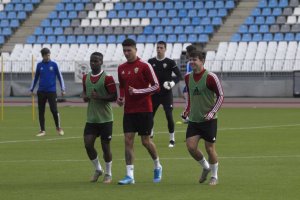 El equipo volvió a ejercitarse a puerta cerrada.