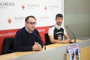 Presentación del Trail con Juanjo Segura a la cabeza.