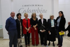 Inauguración de la exposición sobre Carmen de Burgos, Colombine.