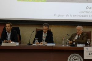 Óscar Pirelli, a la izquierda, junto a Jerónimo de Burgos y José María Rosell.