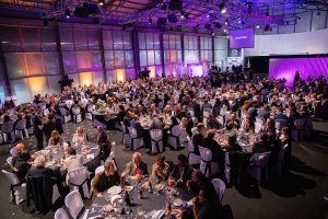 La gala más esperada del sector de la piedra natural en España se celebra este viernes.