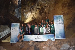Unicaja Costa de Almería en la Geoda de Pulpí.